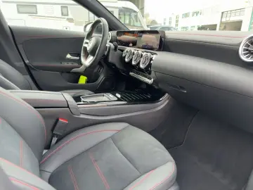 CLA 220 4M Coupe AMG Line Advanced  KeyGo TWA