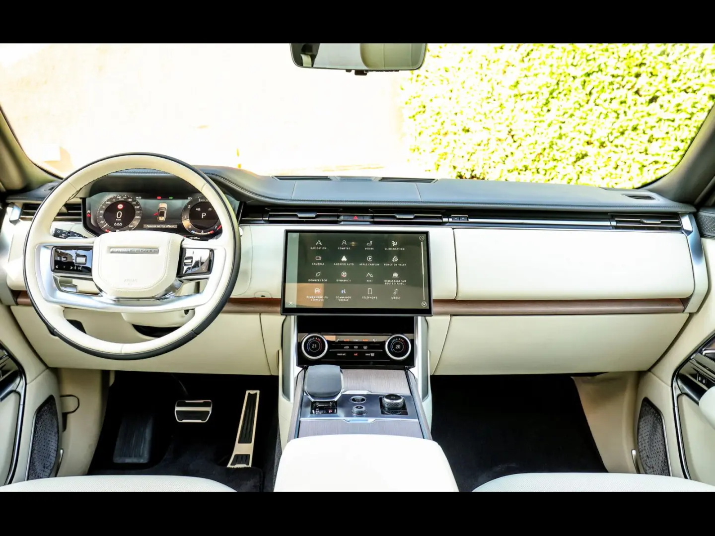 Range Rover 4.4 P530 FIRST EDITION EXECUTIVE TV