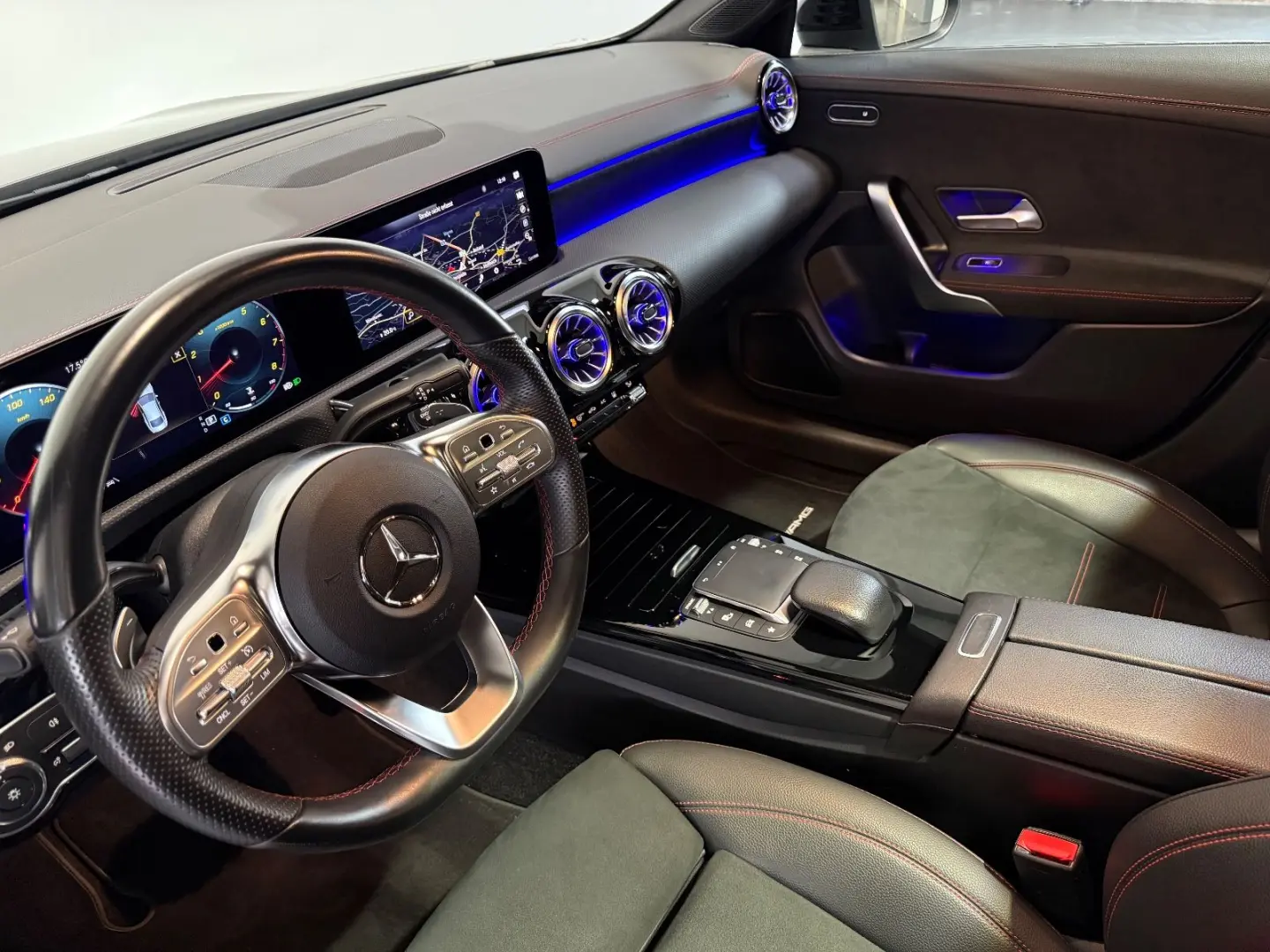 CLA 250 Coupe Magno AMG Pano Kam Multibeam Night