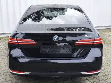 5 520i NEUMOD VIRTU LEDER PROF HUD LED H&K 360 M