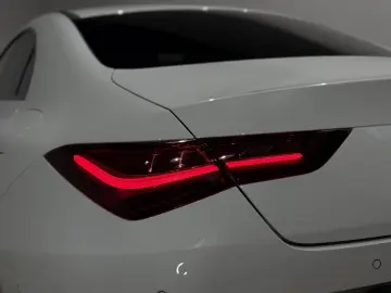 CLA 220 4M AMG Line  LED RFK AHK Keyless