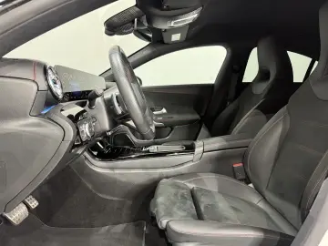 CLA 220 4M AMG Line  LED RFK AHK Keyless