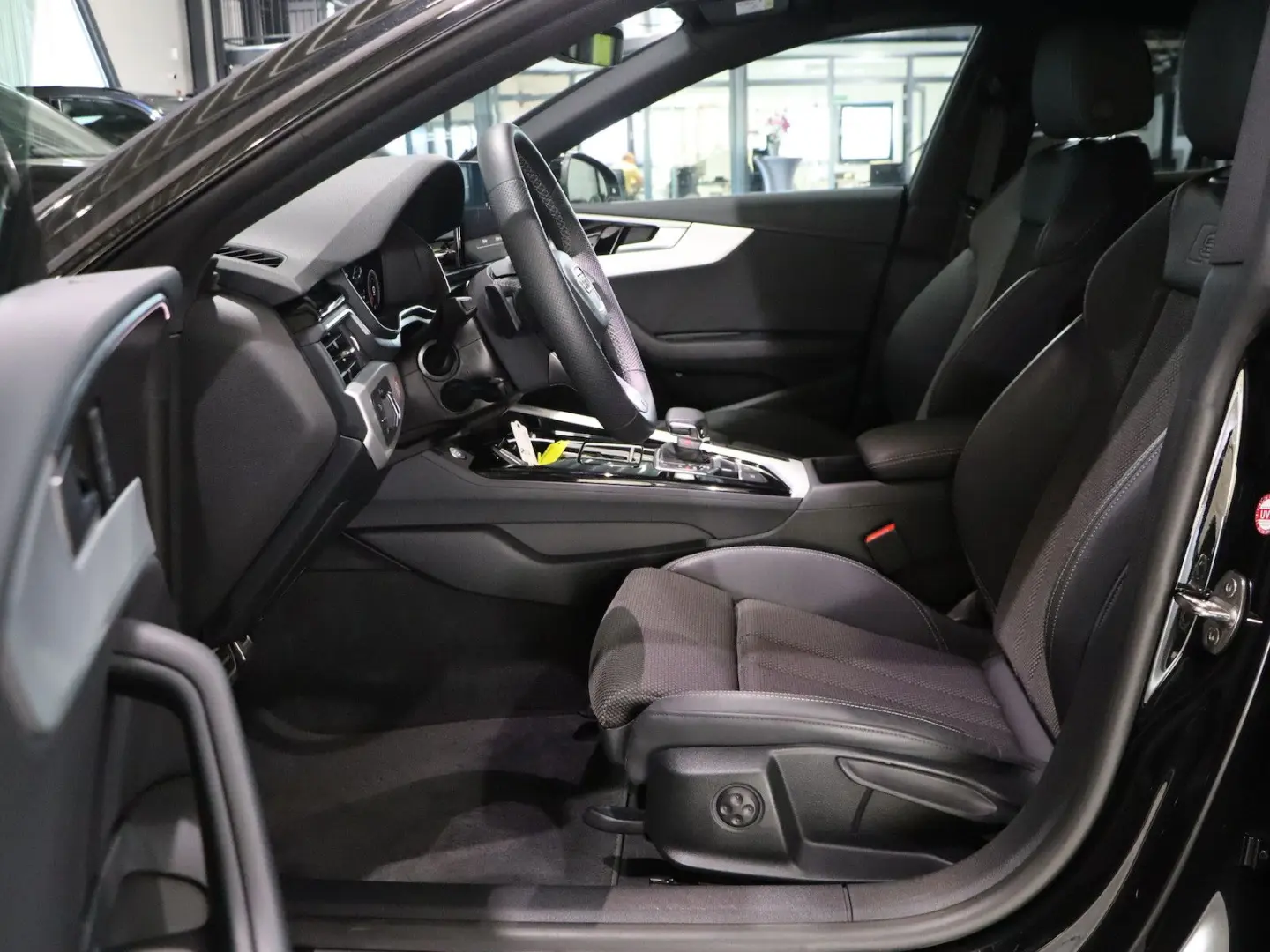 A5 Sportback 40 TFSI Q S-LINE COMPETITION  BLACK