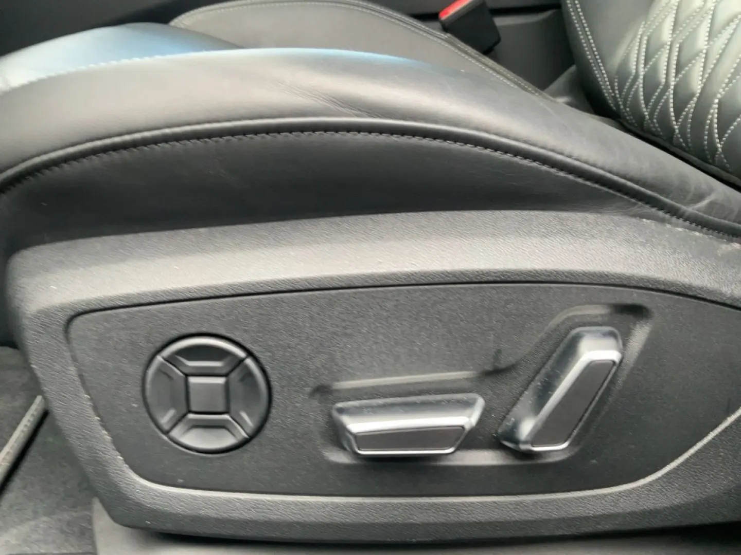 A6 Limousine 45 TDI QU 2xS-LINE LED NAV ACC PANO