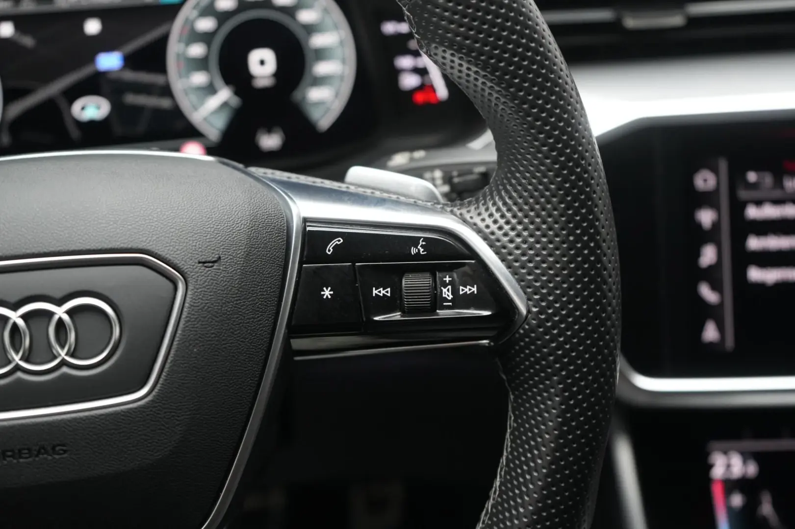 A6 50 TFSI e quattro S tronic S Line