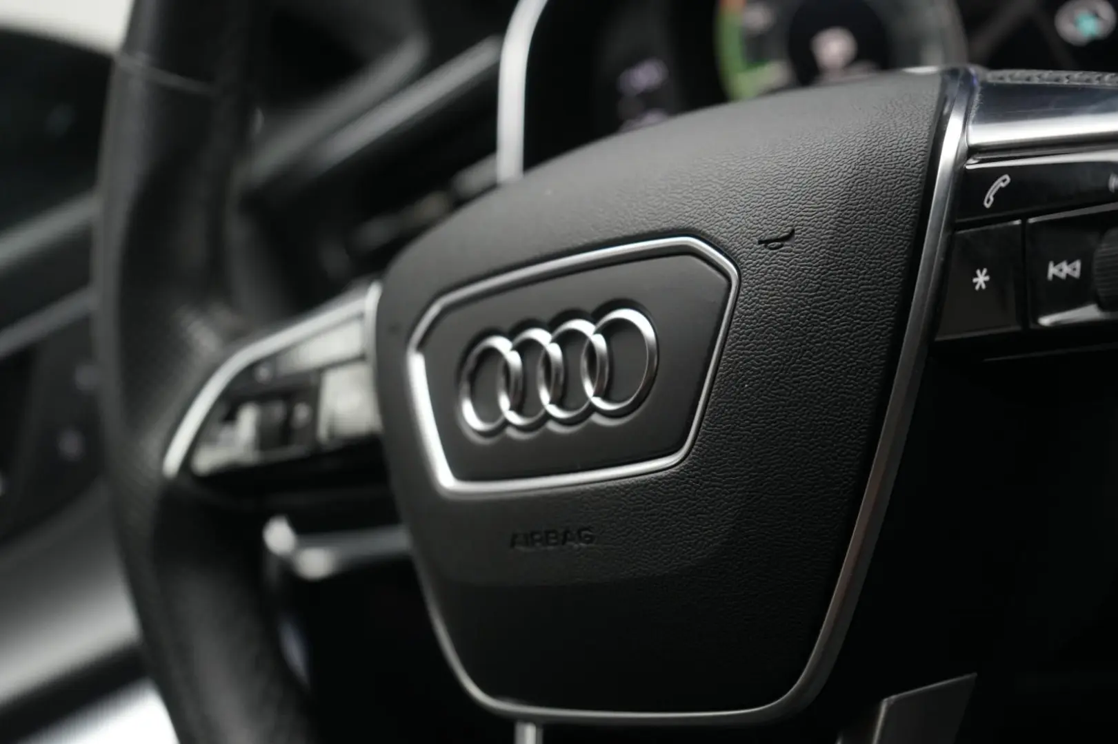 A6 50 TFSI e quattro S tronic S Line