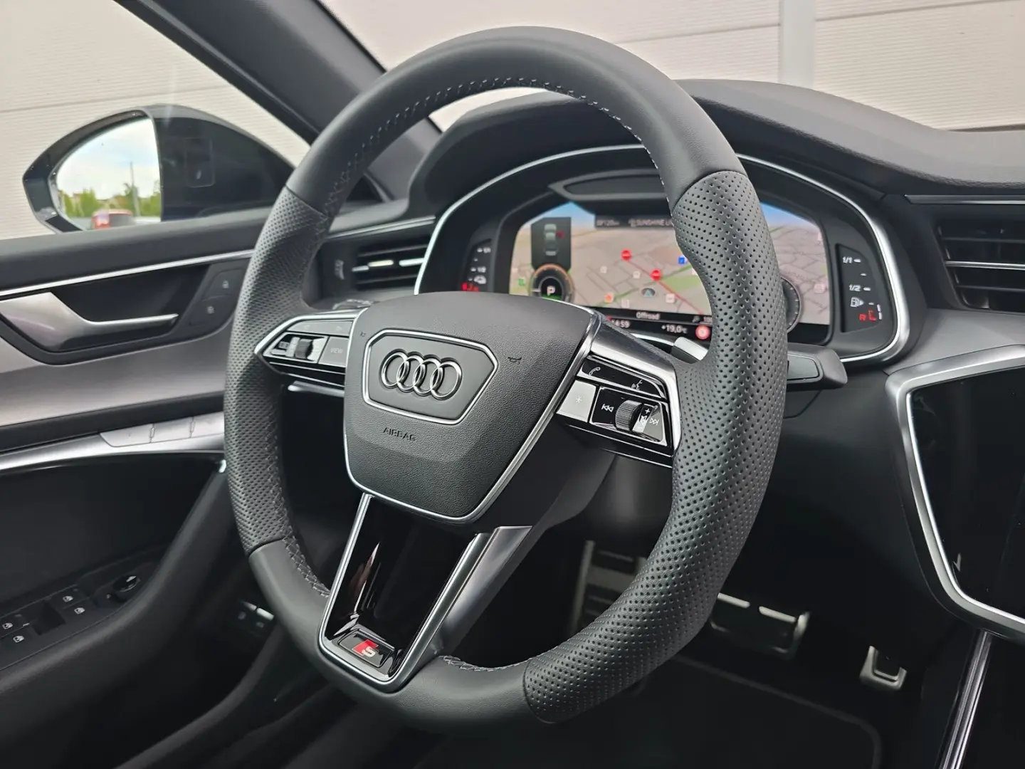A6 Limousine 55 TFSIe qu S line HD Mat. Sportsit