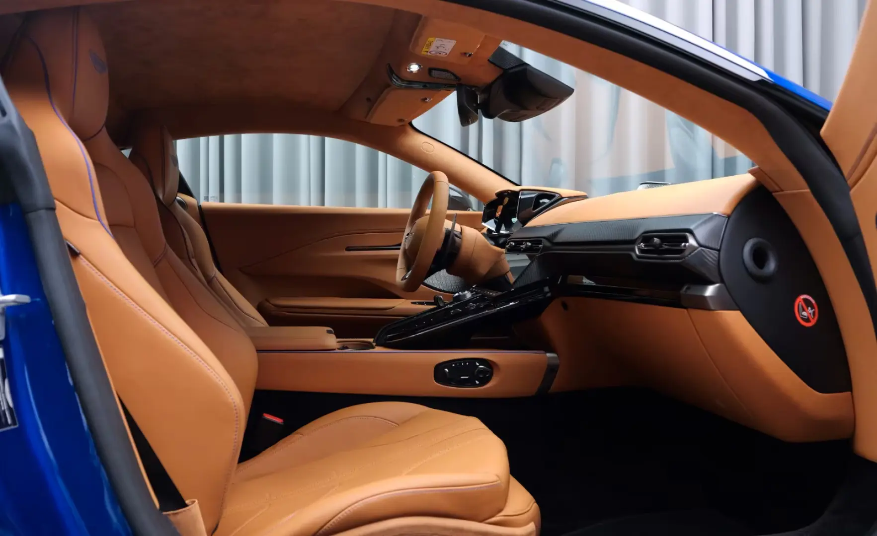 Aston Martin V8 Vantage Vantage Coupe
