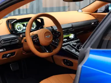 Aston Martin V8 Vantage Vantage Coupe