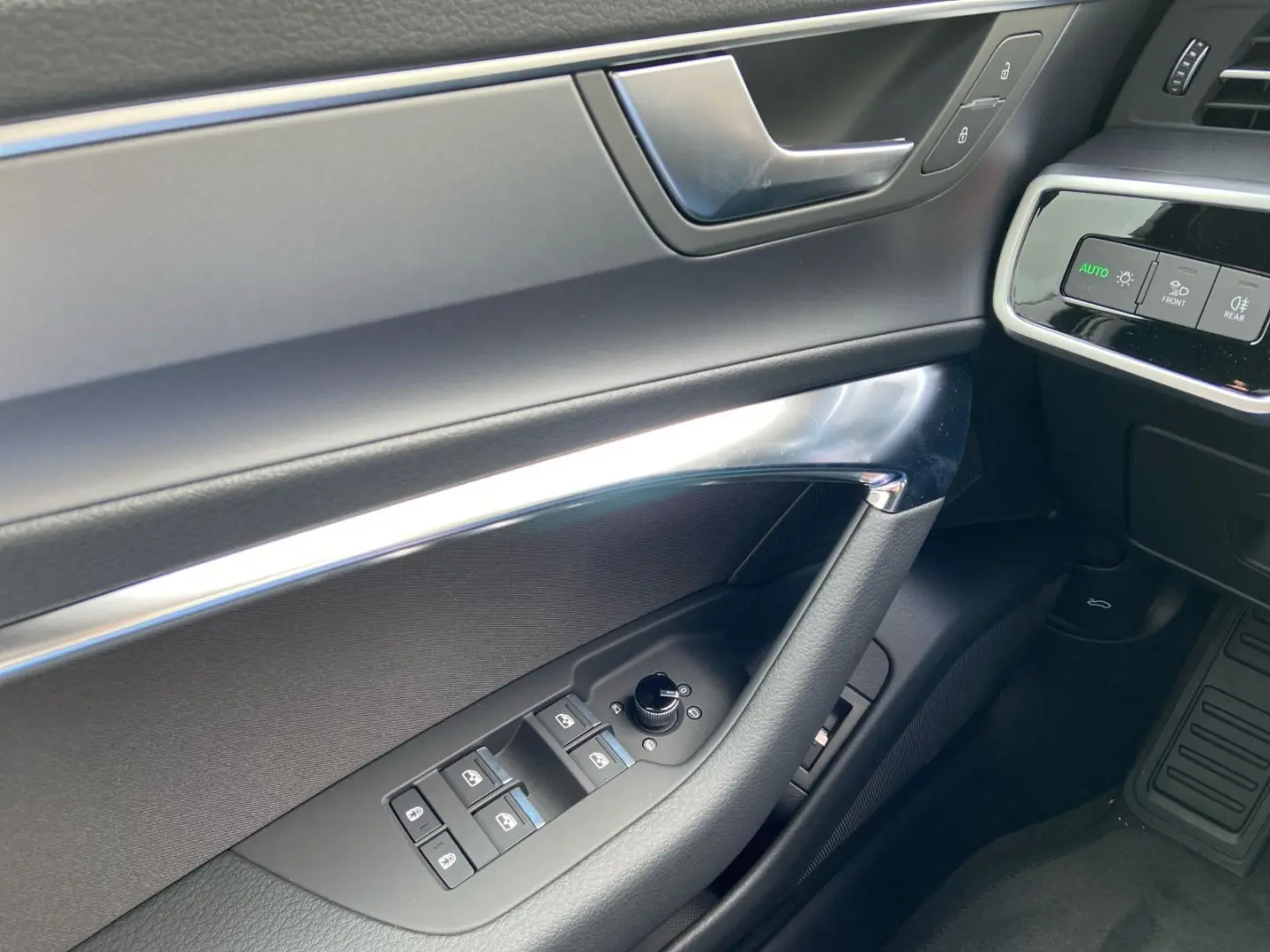 A6 40 TDI quattro S line  Matrix HuD AHK Tour