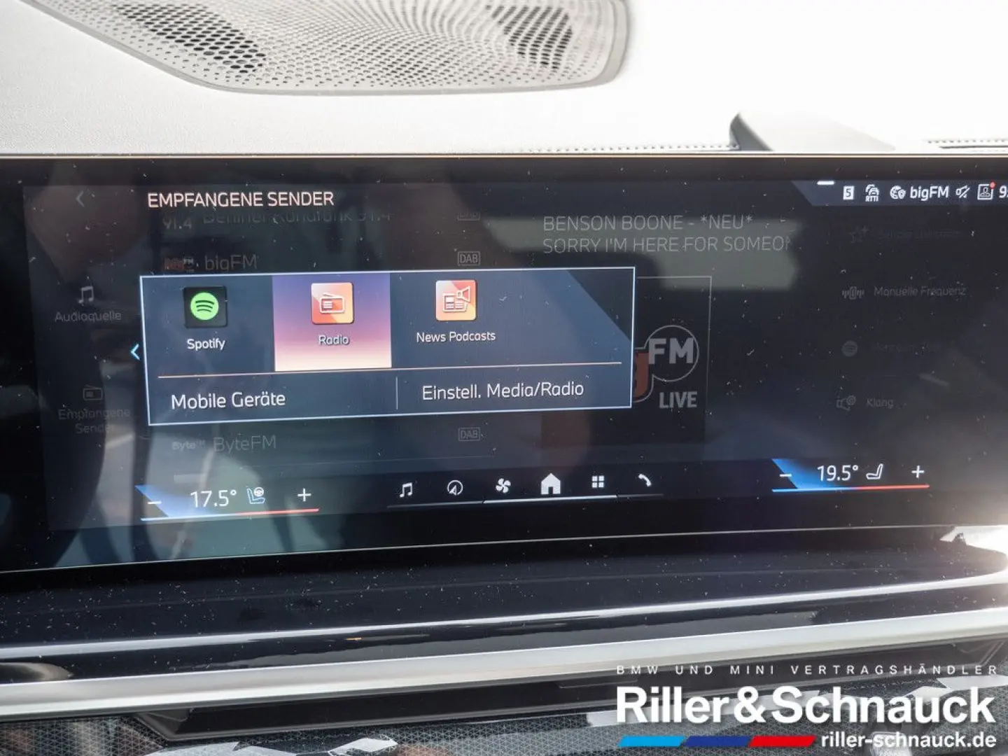 X5 xDrive 40i M-Sport PANO AHK ACC HUD 360 KAM