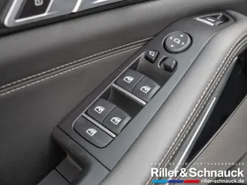 X5 xDrive 40i M-Sport PANO AHK ACC HUD 360 KAM