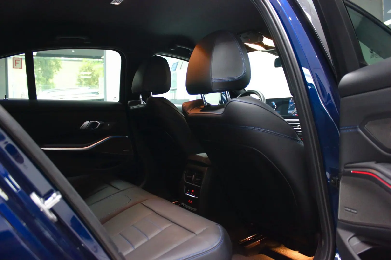 320dA xDrive Limo~M-SPORTPAKET DEUTSCH UNFALLFRE
