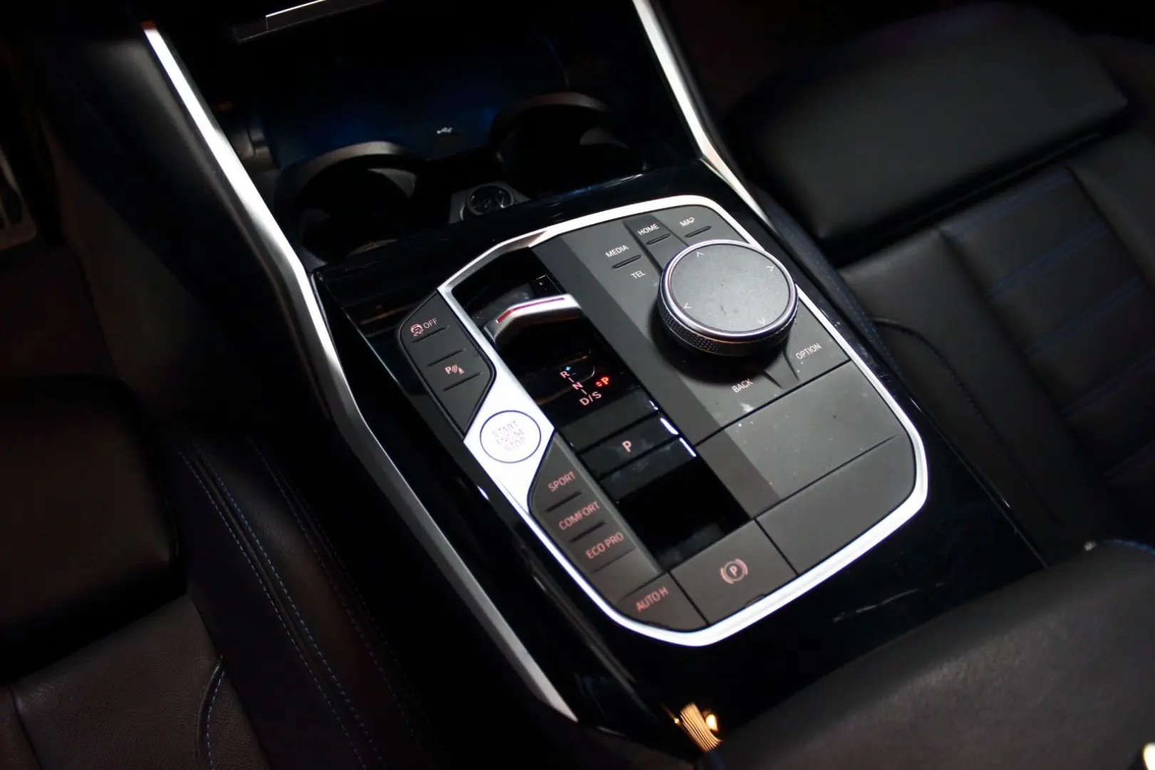 320dA xDrive Limo~M-SPORTPAKET DEUTSCH UNFALLFRE