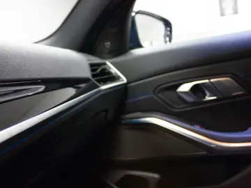 320dA xDrive Limo~M-SPORTPAKET DEUTSCH UNFALLFRE