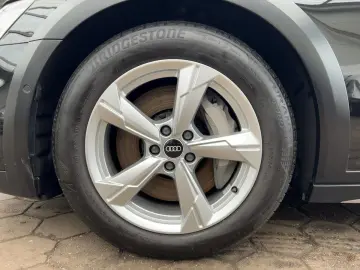 A6 allroad 55 TFSI quattro S tronic Matrix-LED S