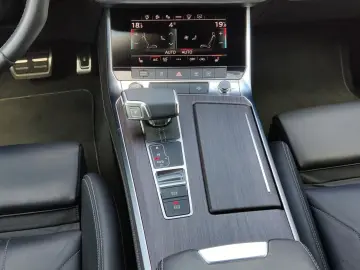 A6 allroad 55 TFSI qu. Allradl. HuD AHK Matrix