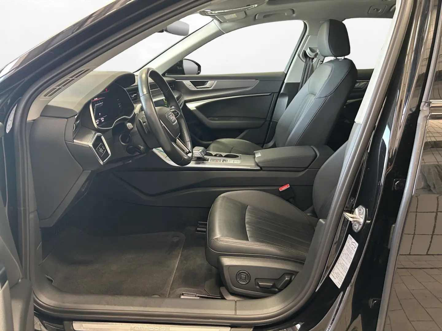 A6 allroad 40 TDI quattro S tronic   AHK   PANO
