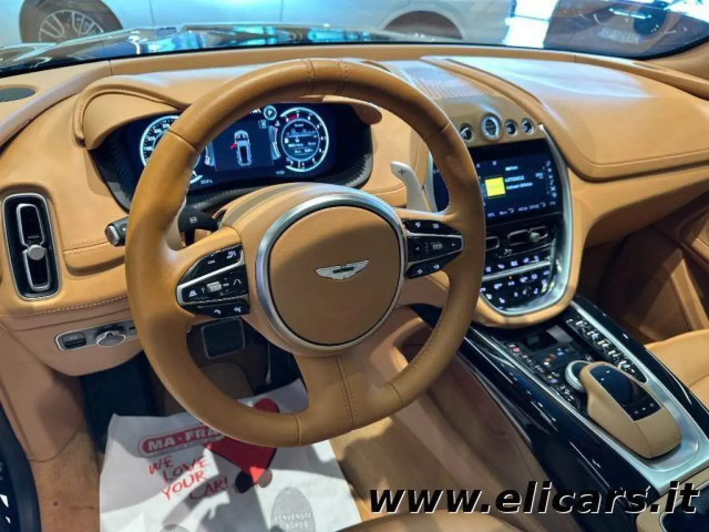 ASTON MARTIN DBX DBX Esemplare 1 500