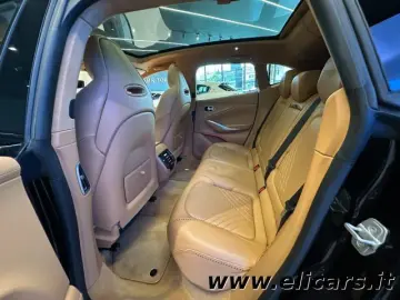 ASTON MARTIN DBX DBX Esemplare 1 500