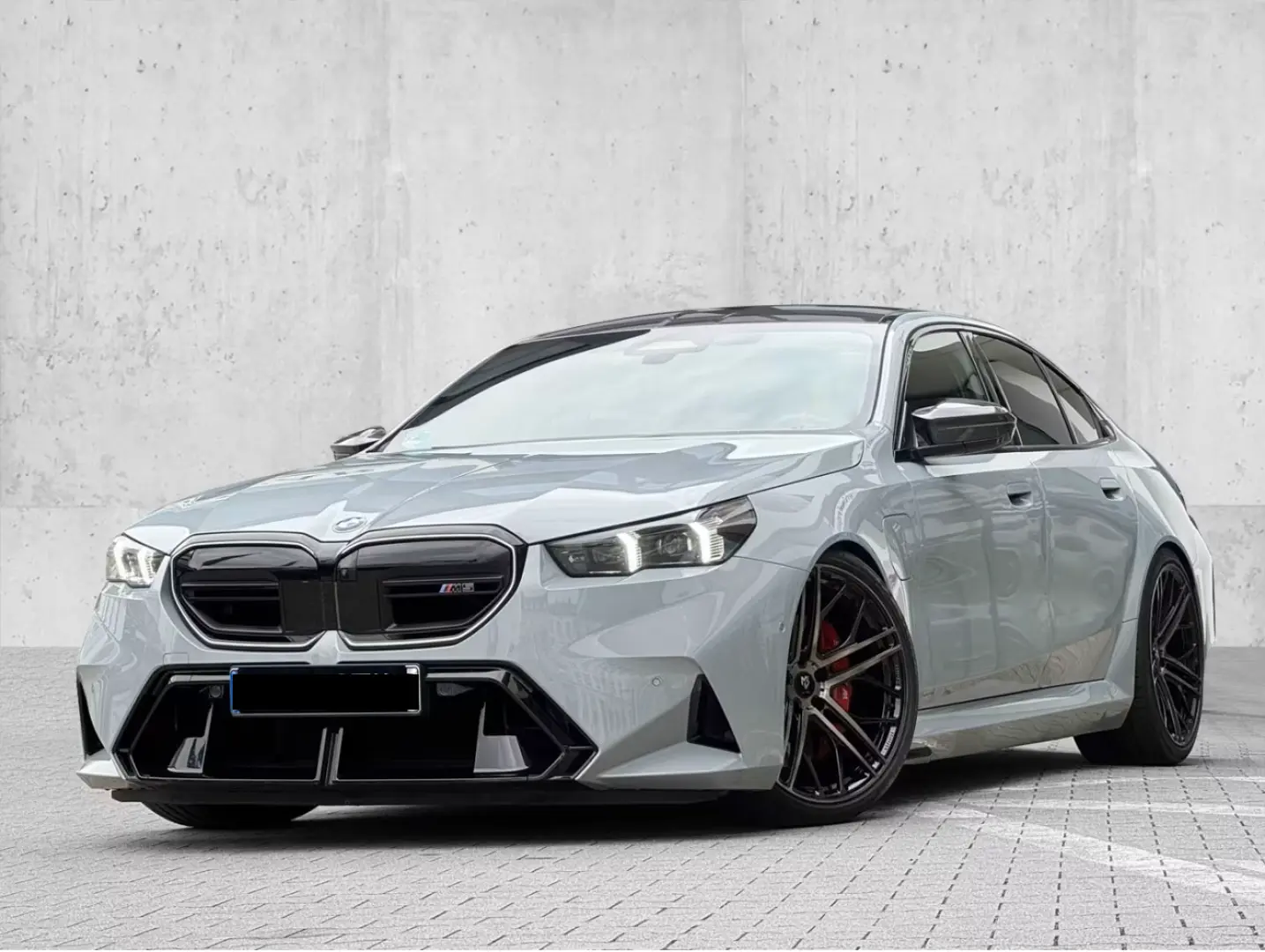BMW M5 Limuzina DA Prof PA Prof B&W 22