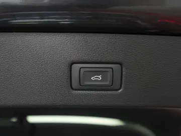 A7 50 TFSIe S-Line S tronic Navi Temp Virtual La