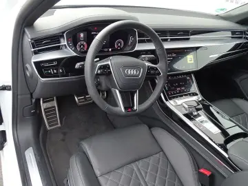 A8 50 TDI S Line Plus quattro - B & O
