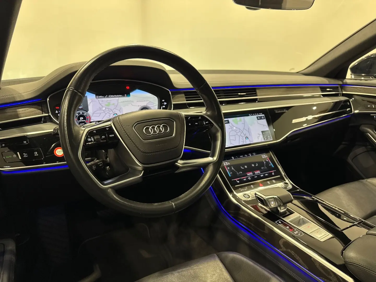 A8 50 TDI quattro 65TKM PANO HUD LASER  360 KAM