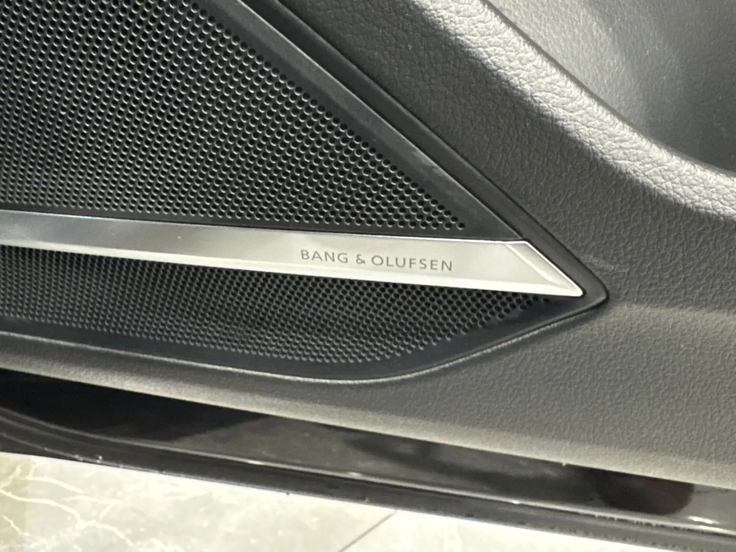 A8 50 TDI quattro 65TKM PANO HUD LASER  360 KAM
