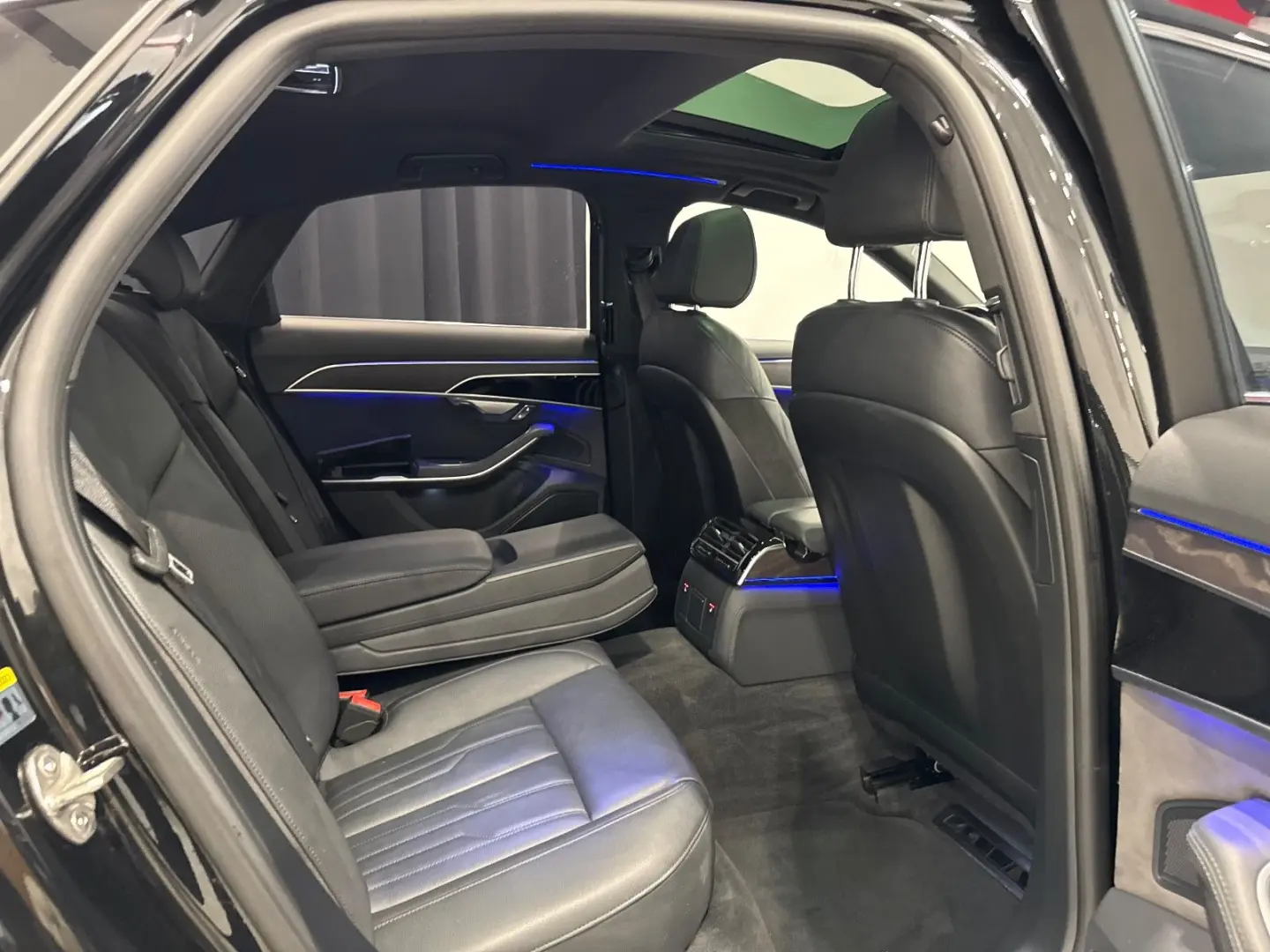 A8 50 TDI quattro 65TKM PANO HUD LASER  360 KAM