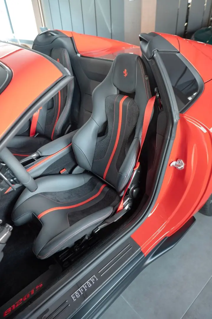 812 GTS  LIFT  CARBON RACING SEATS FULL PPF