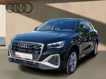 Q2 35 TFSI S Tronic S line 17  MATRIX ACC RFK