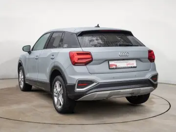 Q2 35TFSI MATRIX NAVI ACC RFK PDC