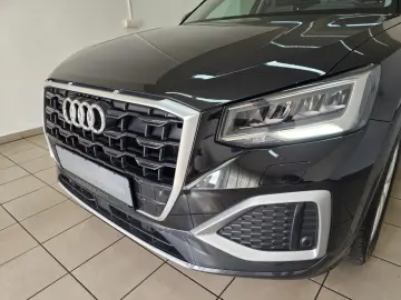 Q2 35 TFSI advanced S-tronic LED Navi Kamera GRA