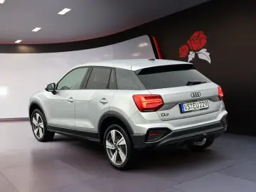 Q2 35 1.5 TFSI S-tronic advanced AHK Matrix