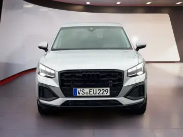 Q2 35 1.5 TFSI S-tronic advanced AHK Matrix