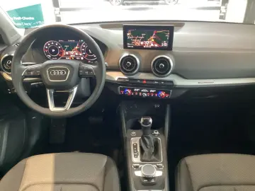 Q2 35 1.5 TFSI S-tronic advanced AHK Matrix