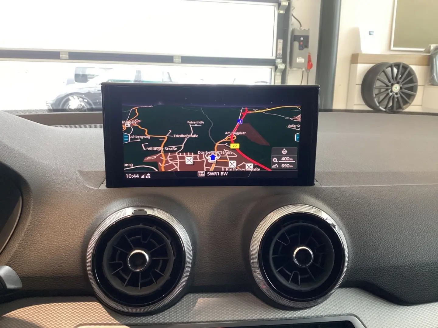 Q2 35 1.5 TFSI S-tronic advanced AHK Matrix