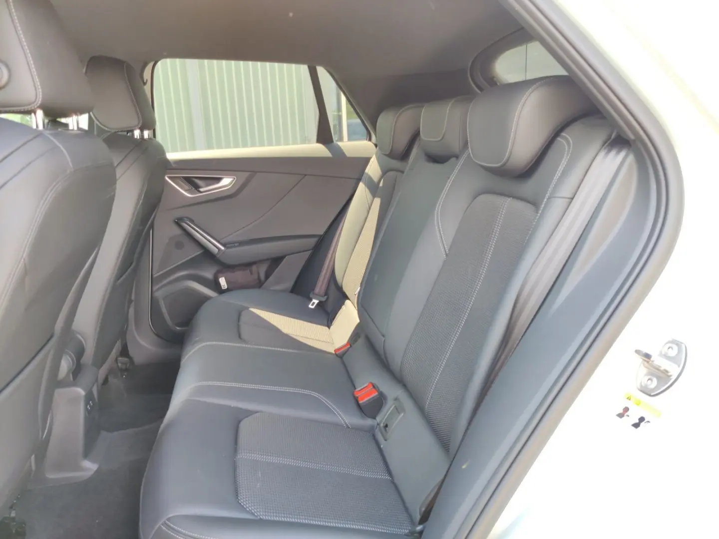 Q2 35 TFSI S-Tronic advanced  EA8  19   Matrix