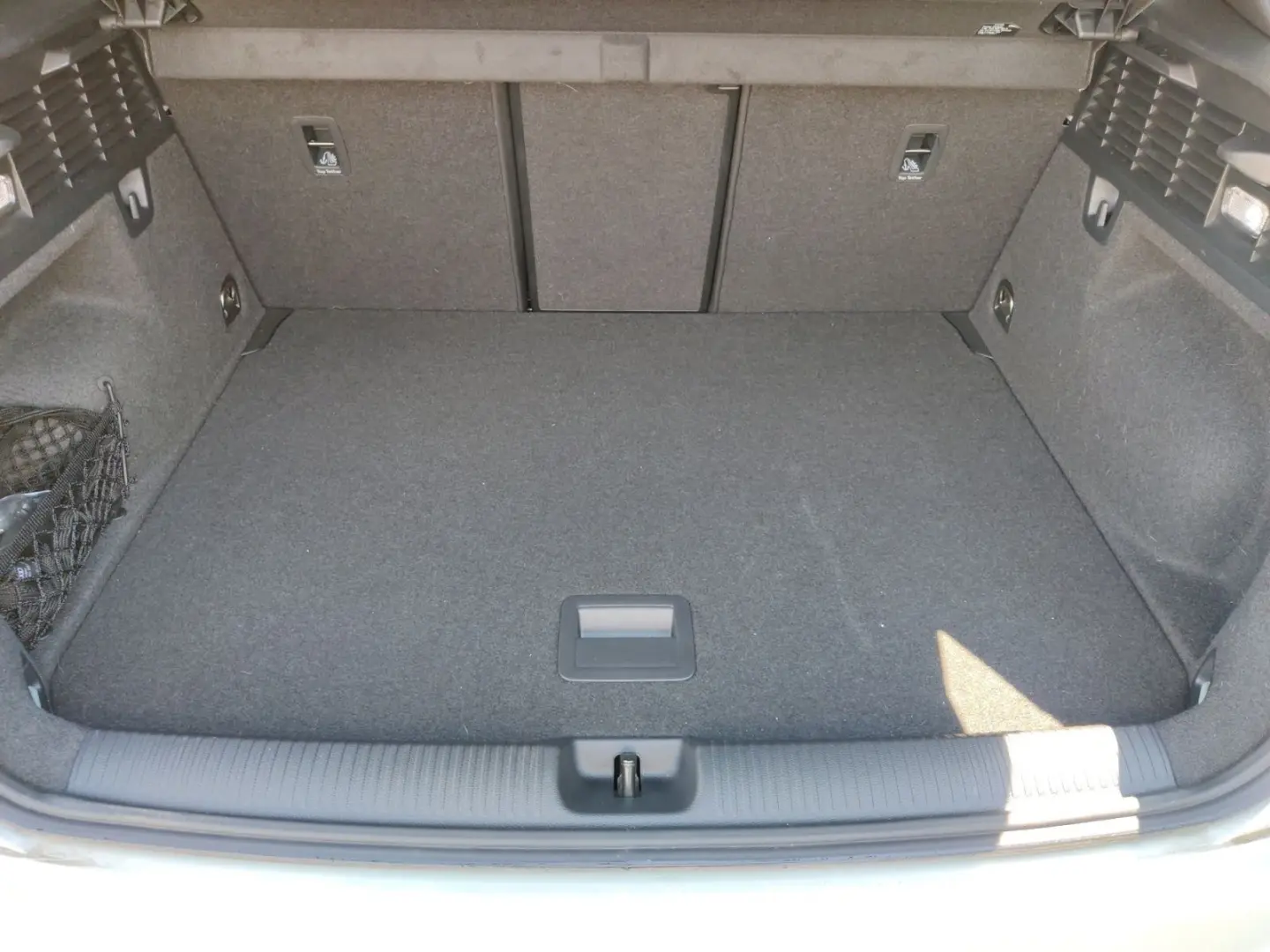 Q2 35 TFSI S-Tronic advanced  EA8  19   Matrix