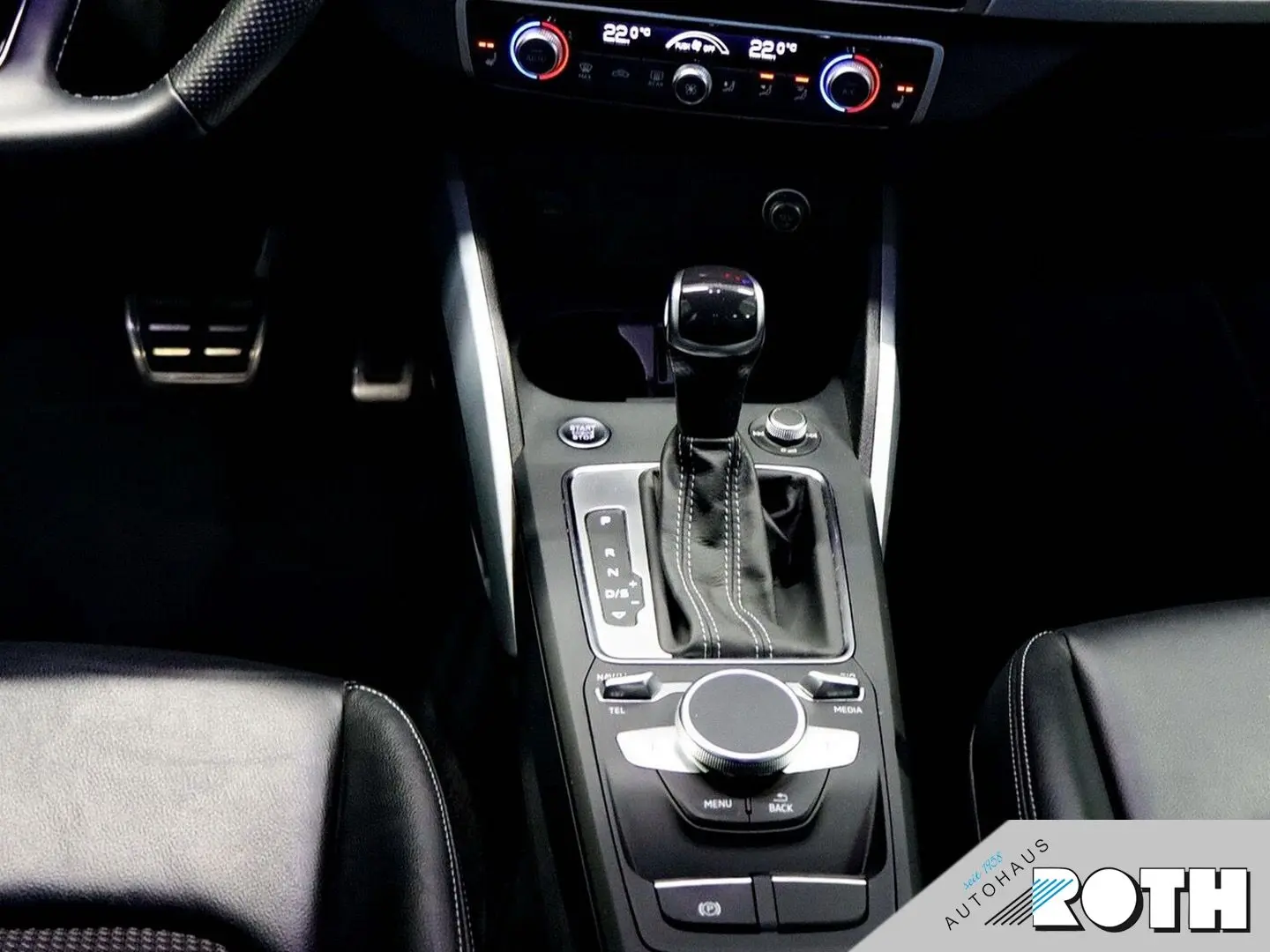Q2 S line 35 TFSI S-tronic AHK MATRIX SHZ Keyles