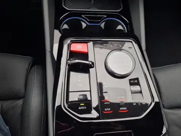 BMW M5 Lim. DrivAssistPro Confort Fast Charge