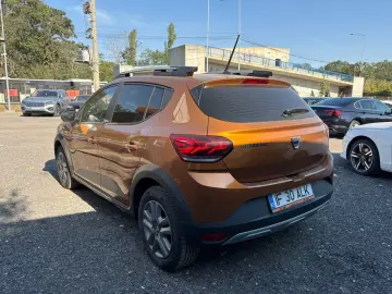 Dacia Sandero Stepway TCe 90 MT6 Essential