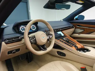 Aston Martin DB12 Volante Caribbean Blue Pearl 2