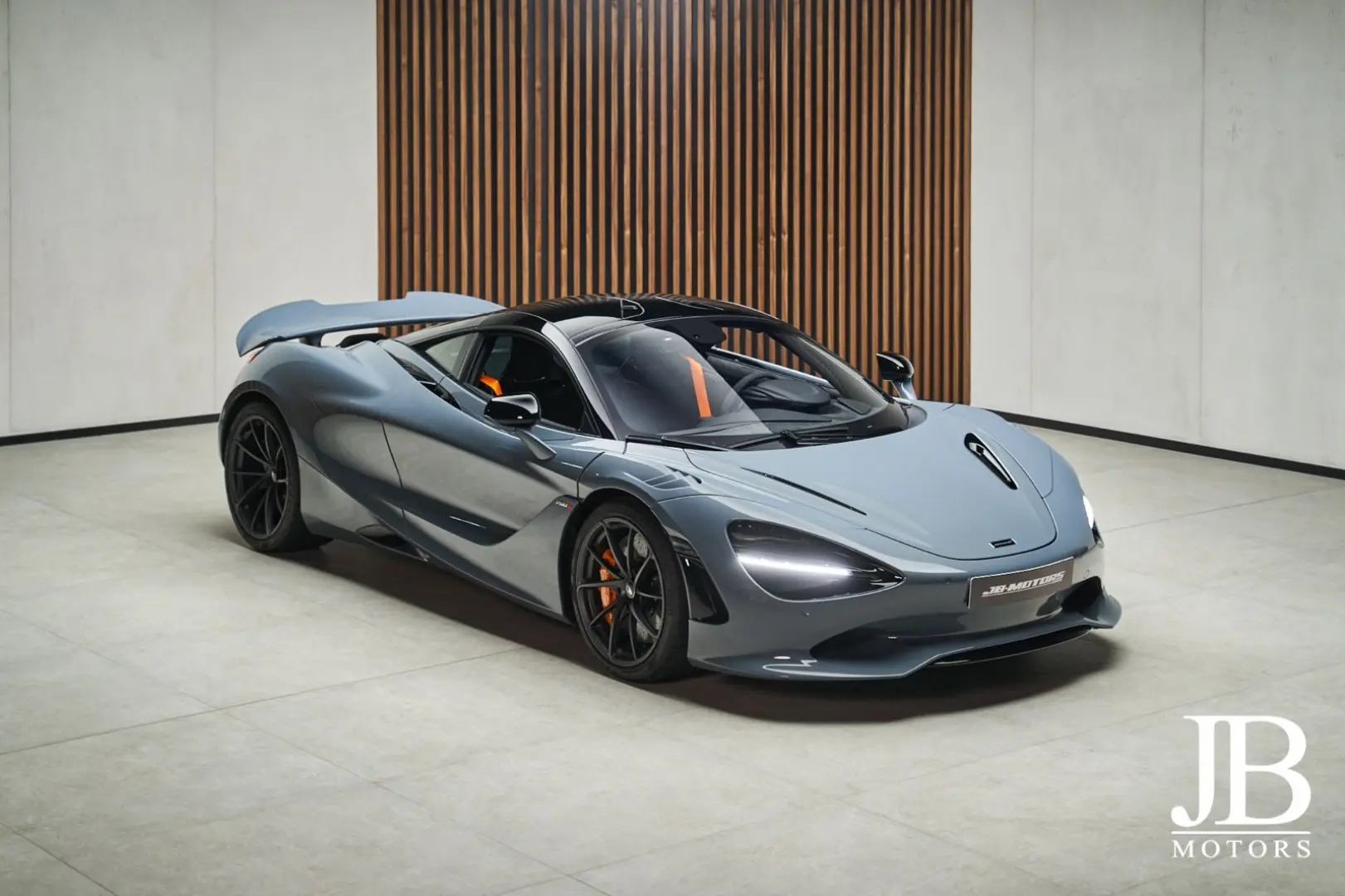 750S Coupe Senna Racing Seats Lift