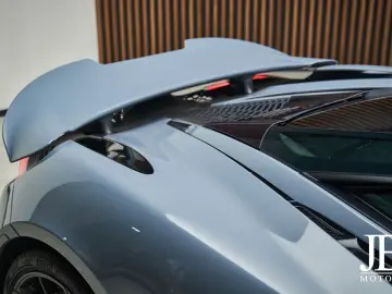 750S Coupe Senna Racing Seats Lift