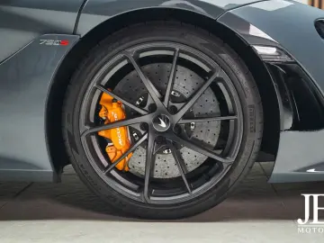 750S Coupe Senna Racing Seats Lift