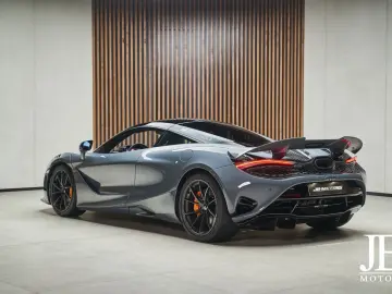750S Coupe Senna Racing Seats Lift