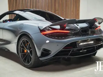 750S Coupe Senna Racing Seats Lift
