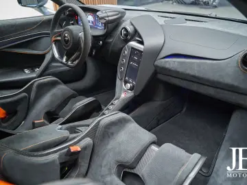 750S Coupe Senna Racing Seats Lift